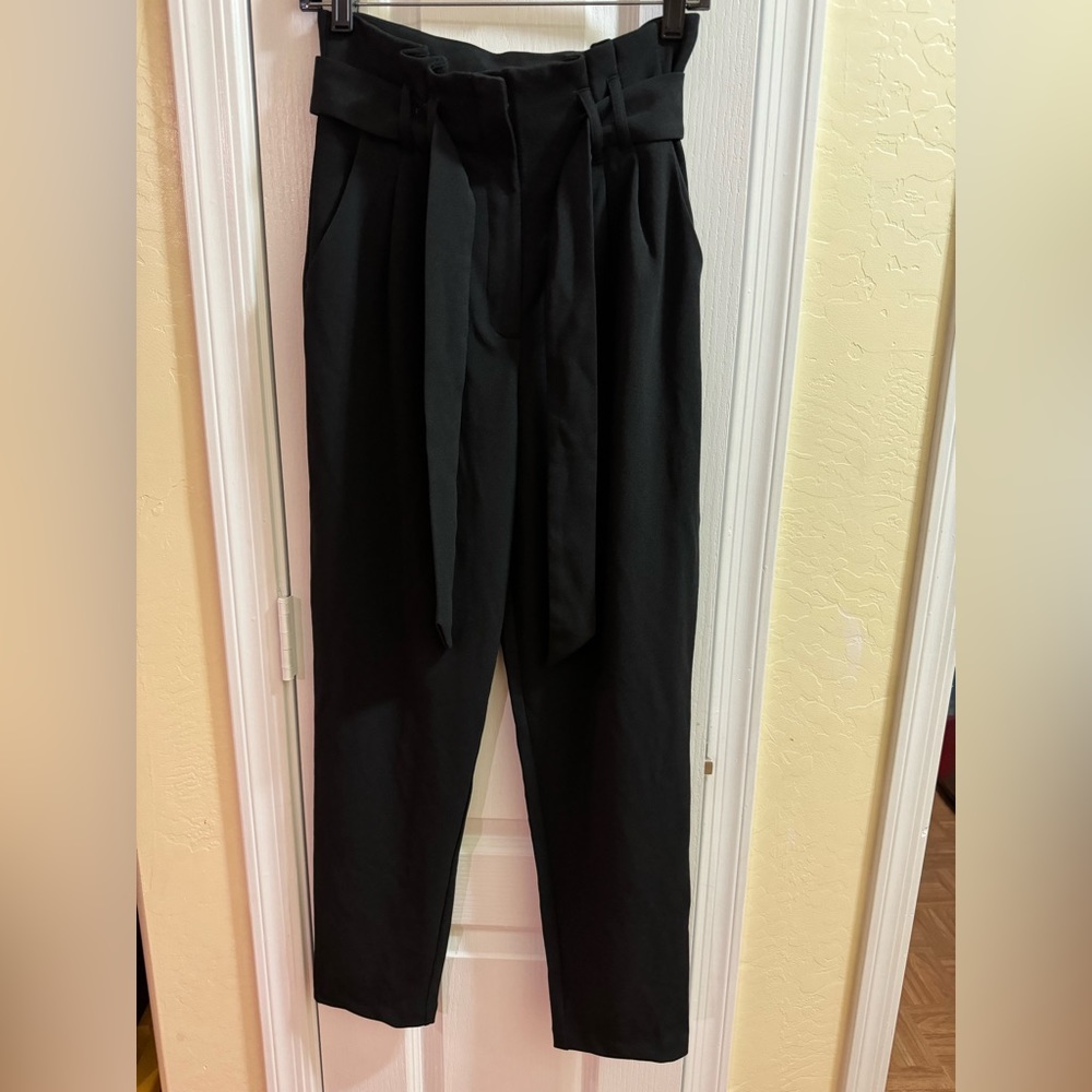 I’m selling Sinsay pants